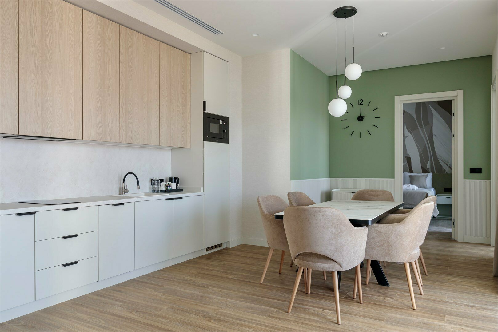 Апартаменты трехкомнатные с террасой