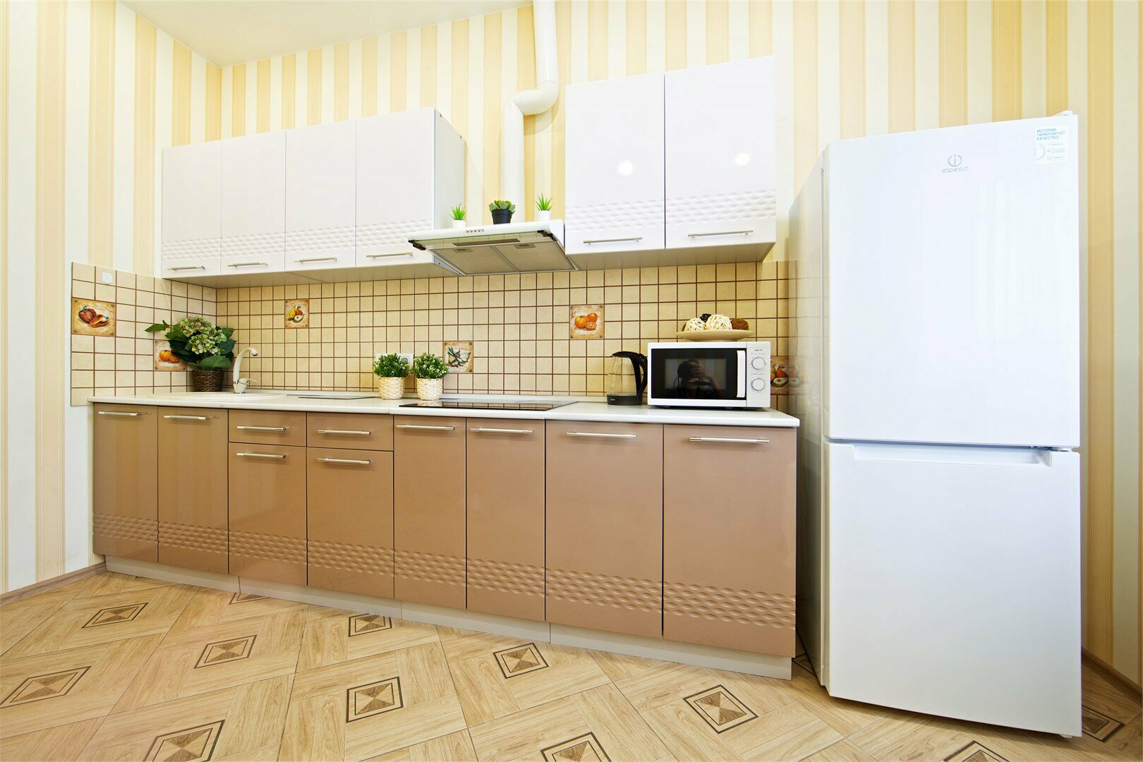 Апартаменты с видом на город на очень высоком этаже 178