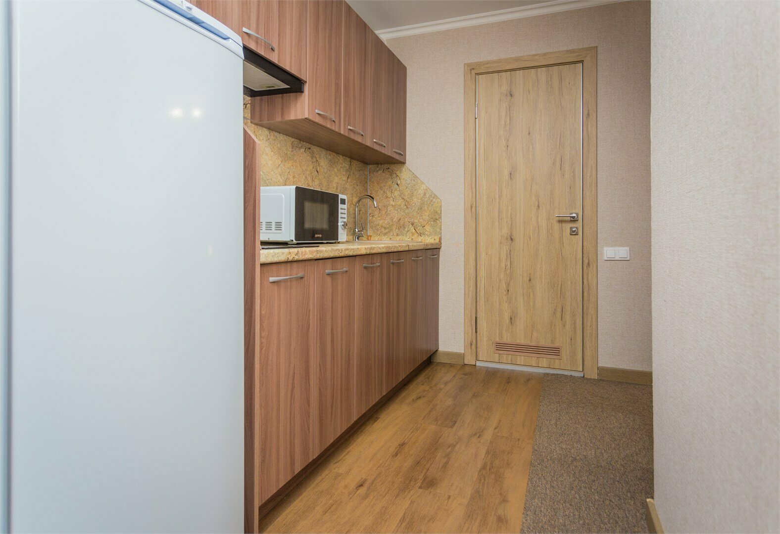 Апартаменты выгодные 30 кв.м., цокольный этаж