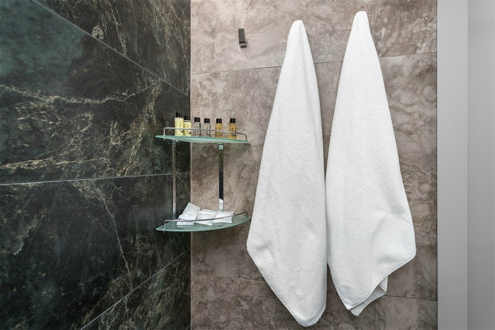 Супериор NEW с одной большой кроватью