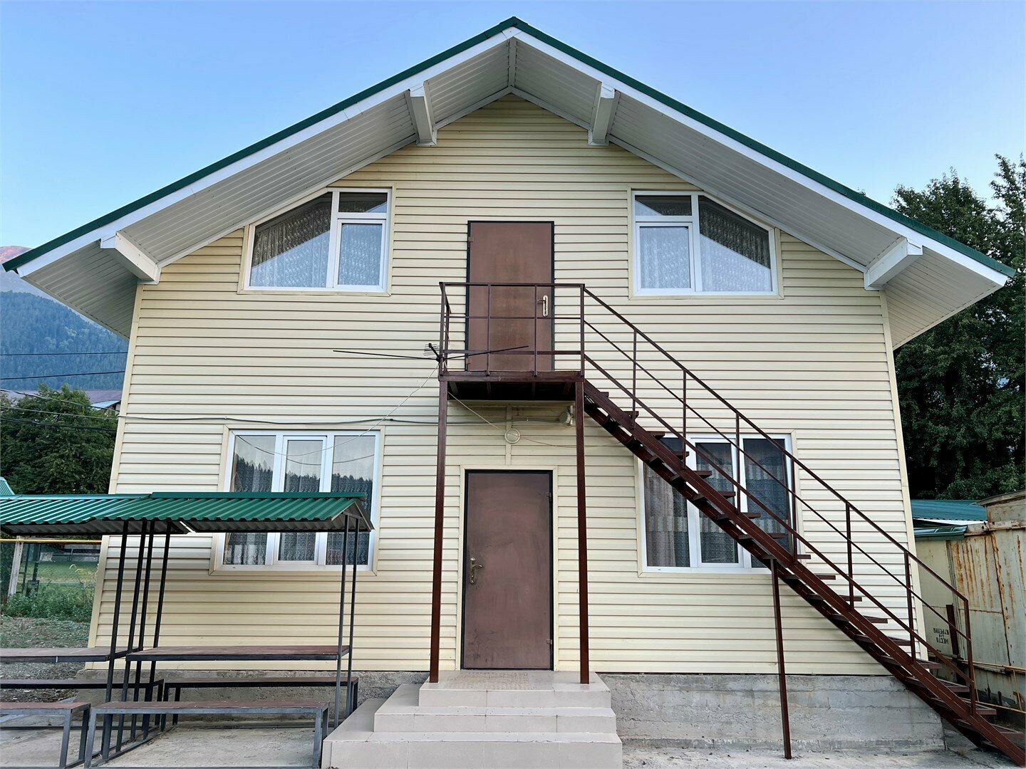 Дом на 10 человек с баней