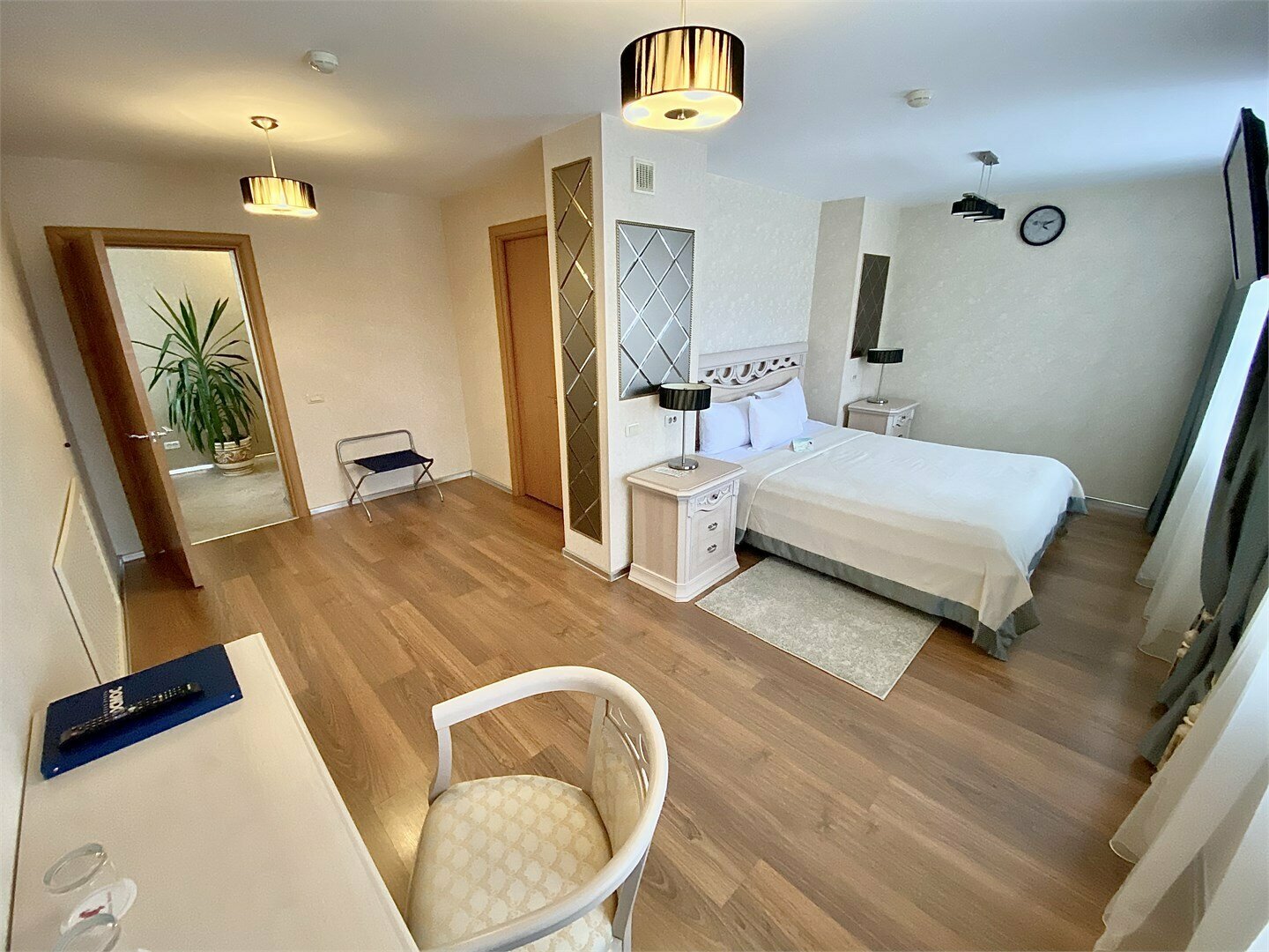 АПАРТАМЕНТ двухкомнатный номер