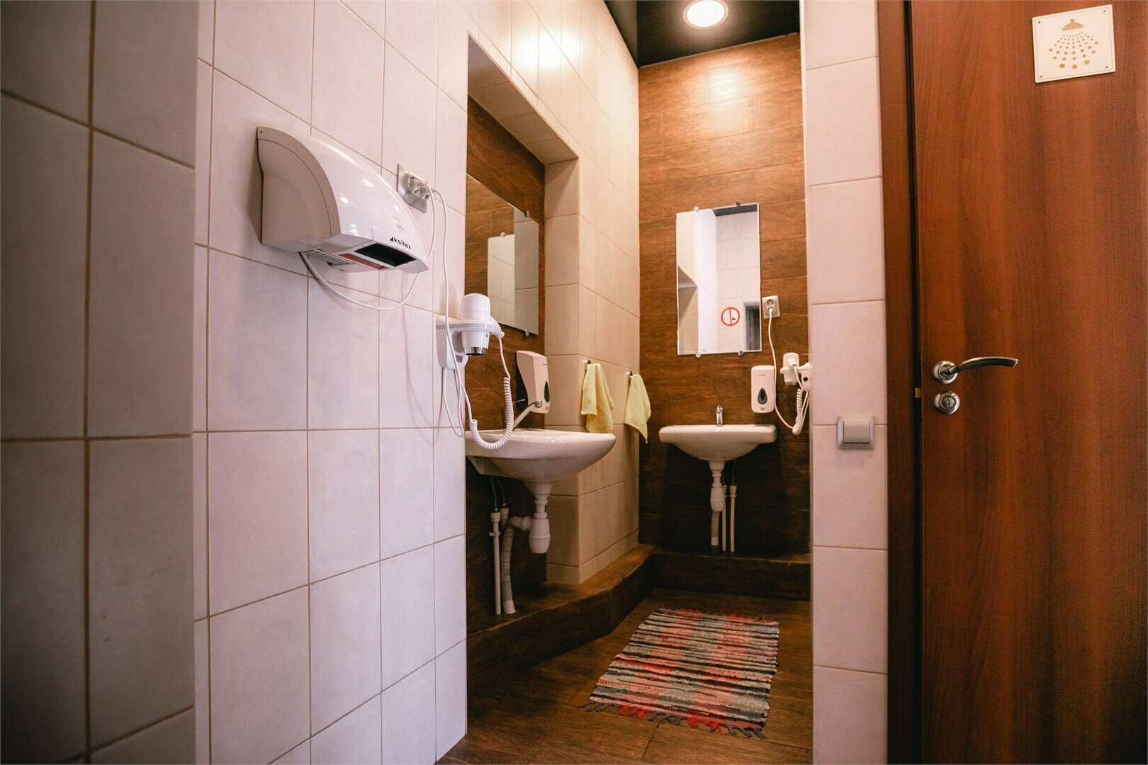 Кровать в 6-ти местном номере