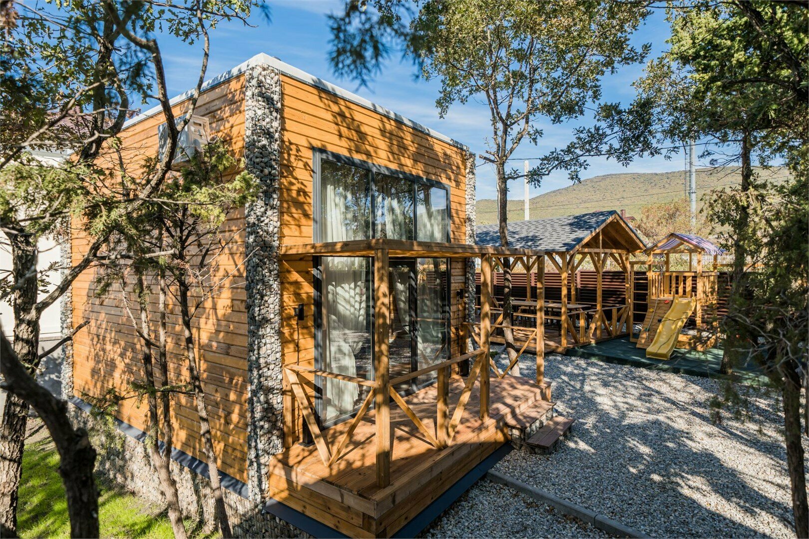 Двухуровневый четырехместный номер