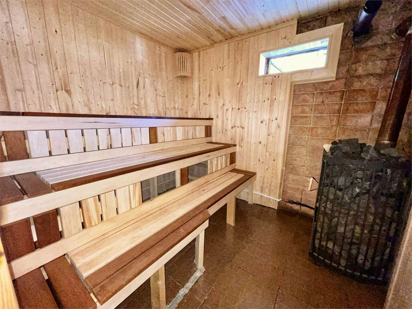 2-х этажный дом с собственной баней