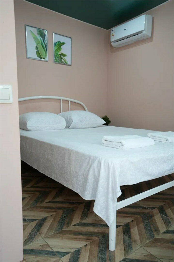 Стандарт трехместный у бассейна