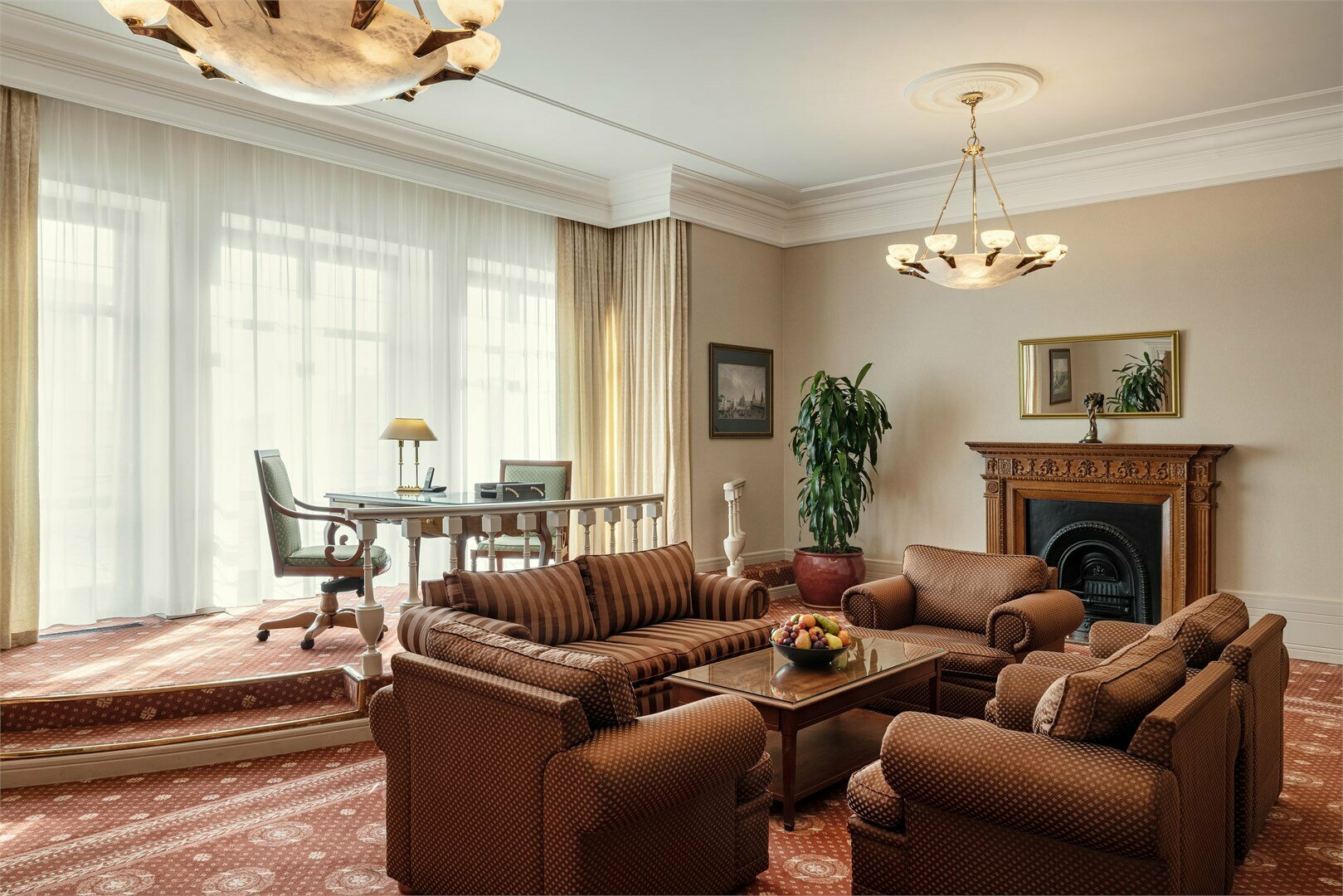 Президентский Люкс с доступом в представительскую гостиную