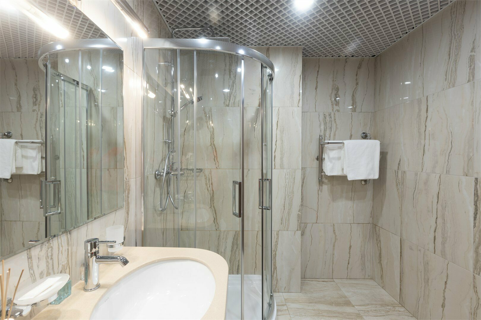 ГРАНД СЮИТ С КУХНЕЙ