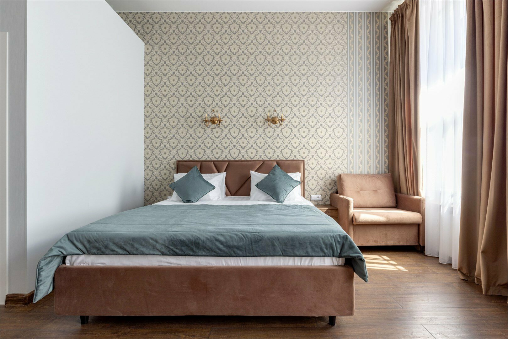 Делюкс Апартаменты с кроватью "Кинг-Сайз" и видом на город №4