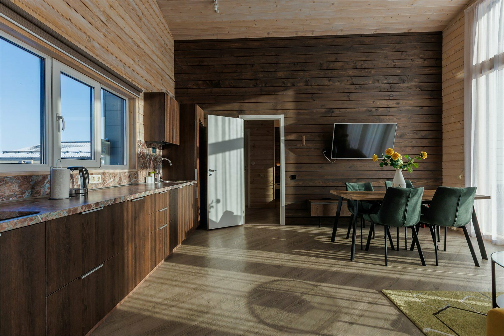 Коттедж «Вилла» с 2мя спальнями (до 5 мест)