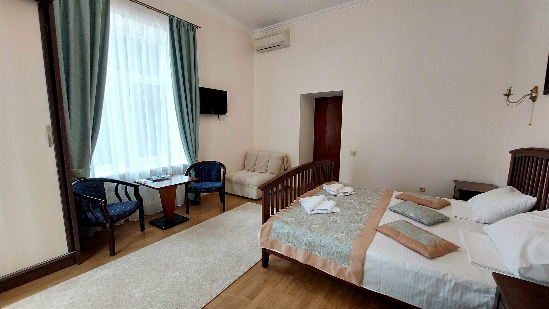 Стандарт 10, 2й этаж, балкон