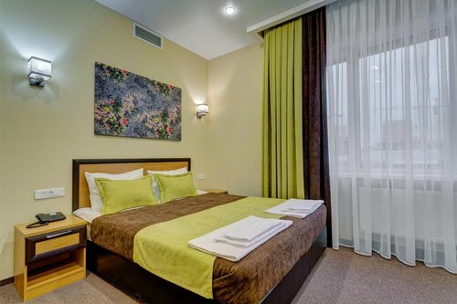 Улучшенный номер с двуспальной кроватью в Комфорт Класс