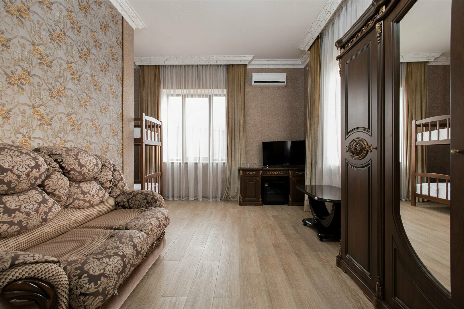 Семейный 4-местный