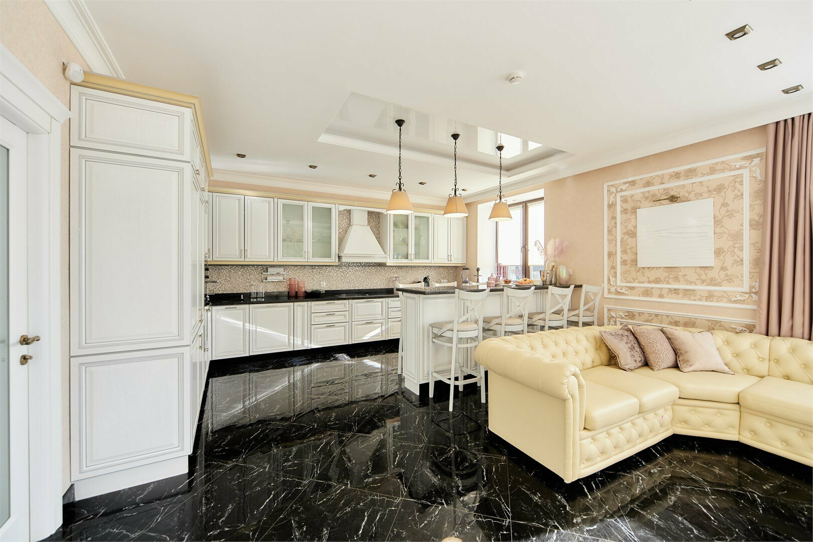 Вилла с собственным бассейном