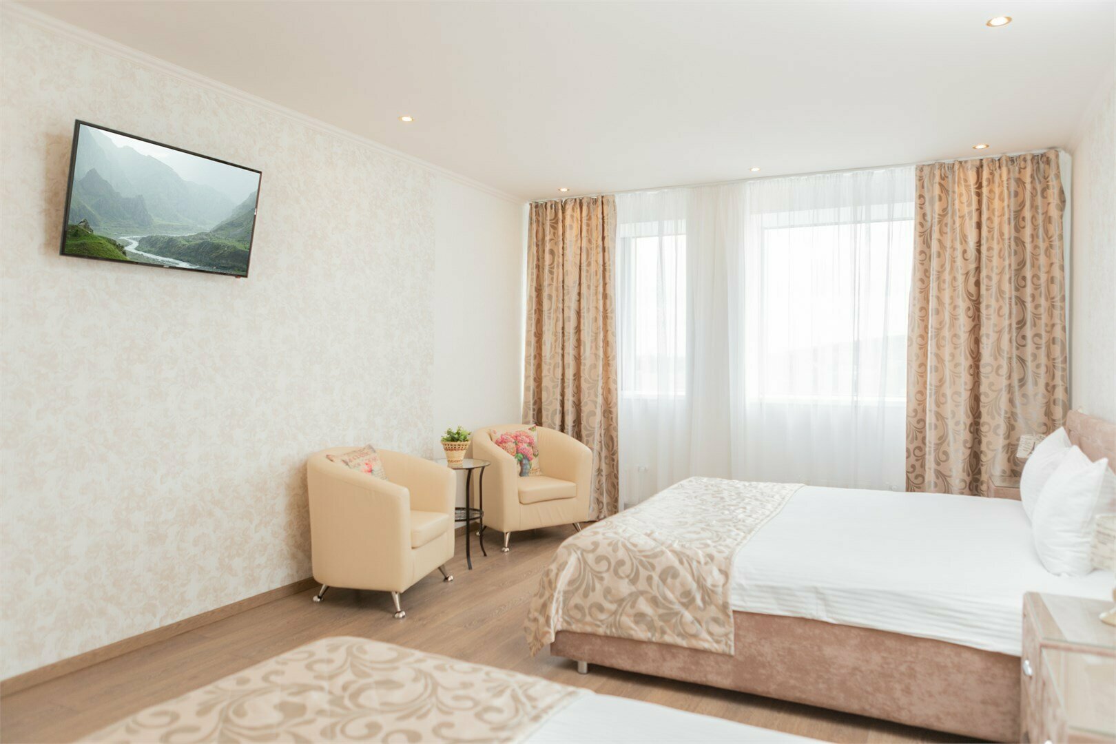 Семейный номер с ванной комнатой