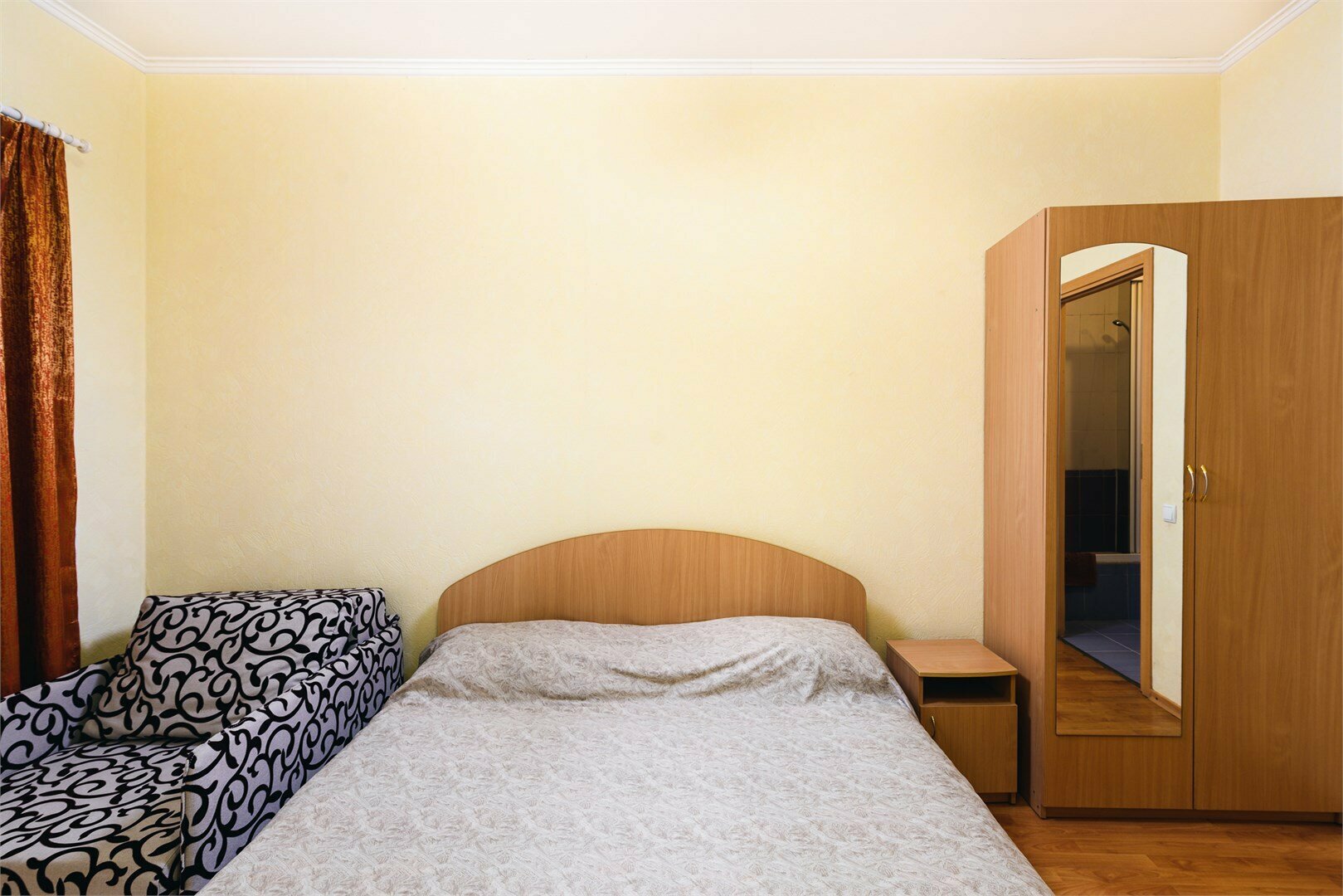 Двухместный номер с 1 кроватью — цокольный этаж