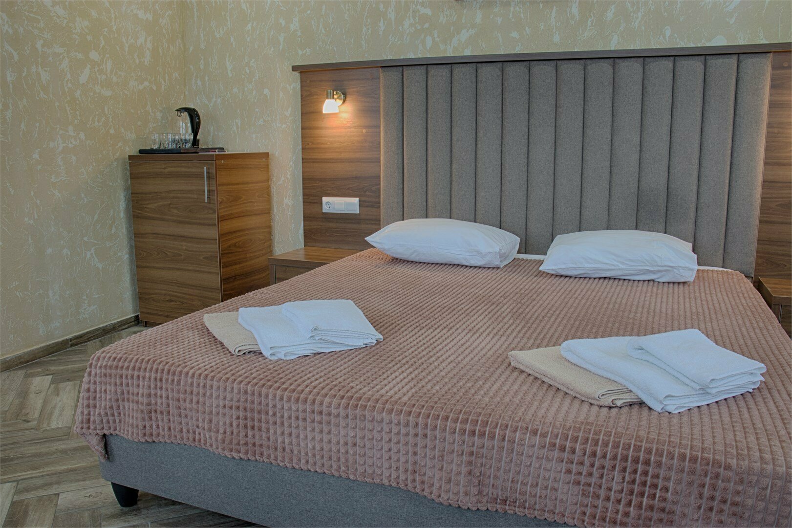 «Стандарт+» с балконом