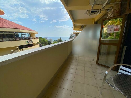 2-Х МЕСТН. СТАНДАРТ с БАЛКОНОМ, боковым видом на море с двумя раздельными кроватями + доп.место  0-12 (главн.корпус)