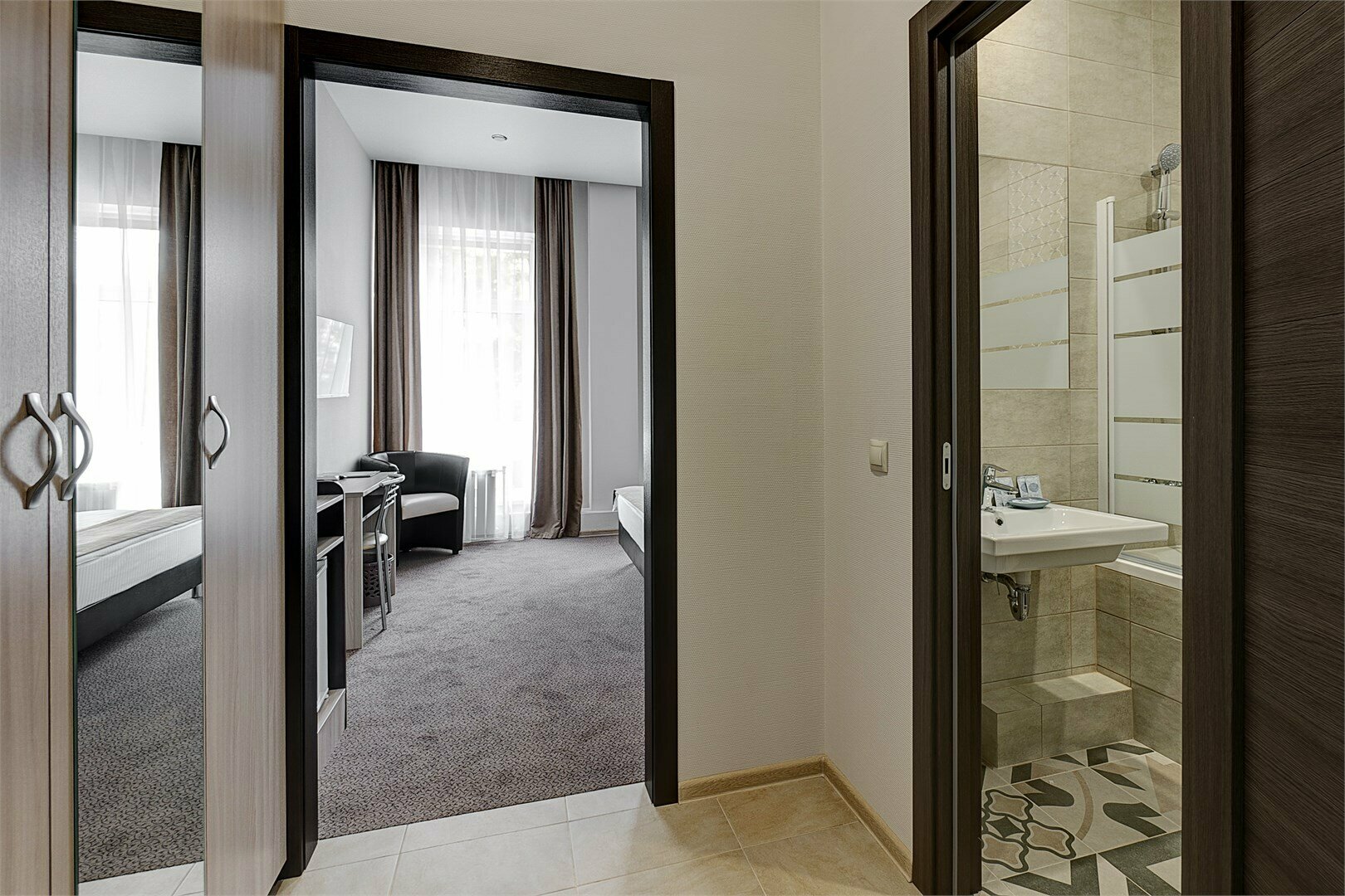 Стандартный номер с 1 большой кроватью