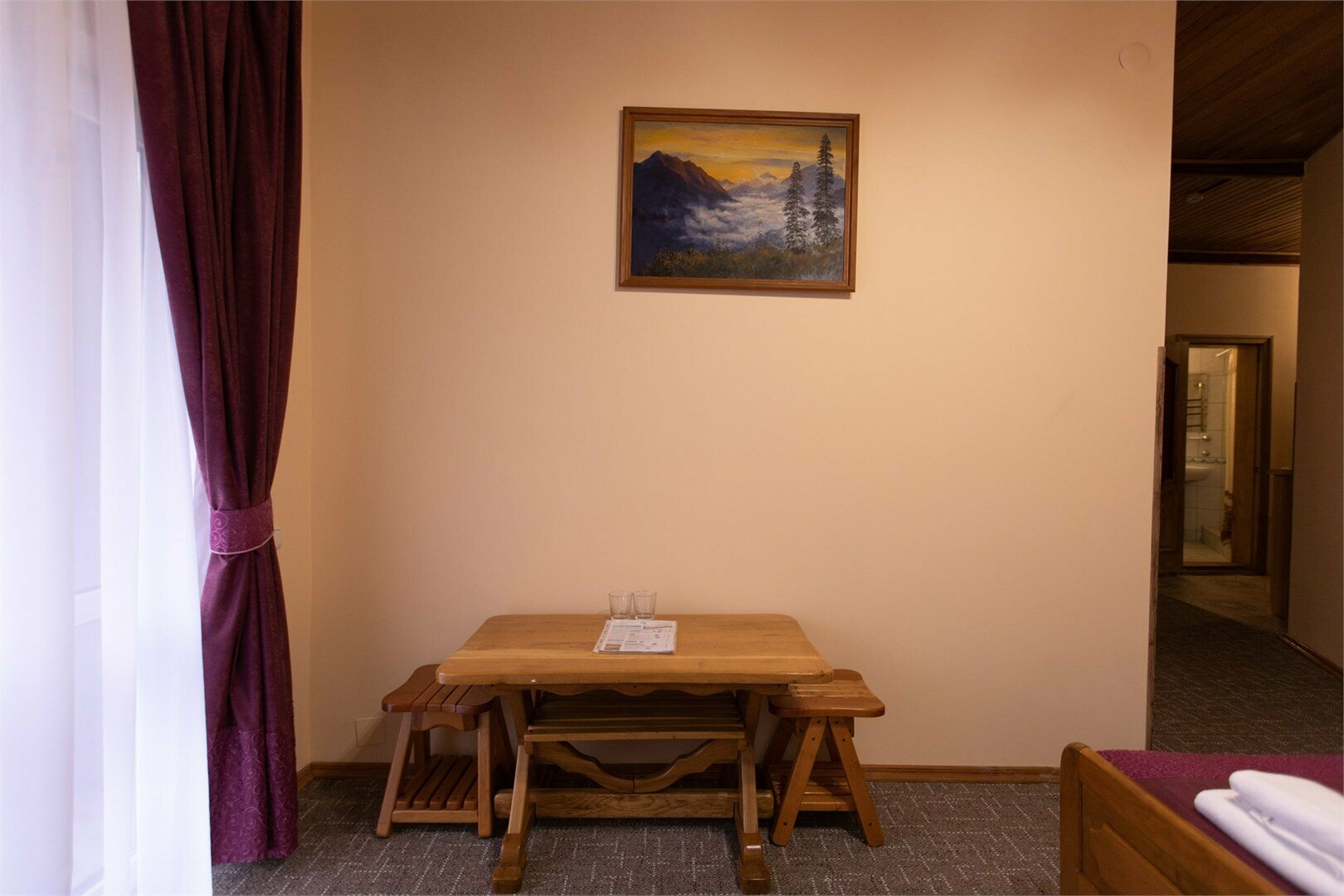 Двухместный номер с 2 отдельными кроватями и балконом