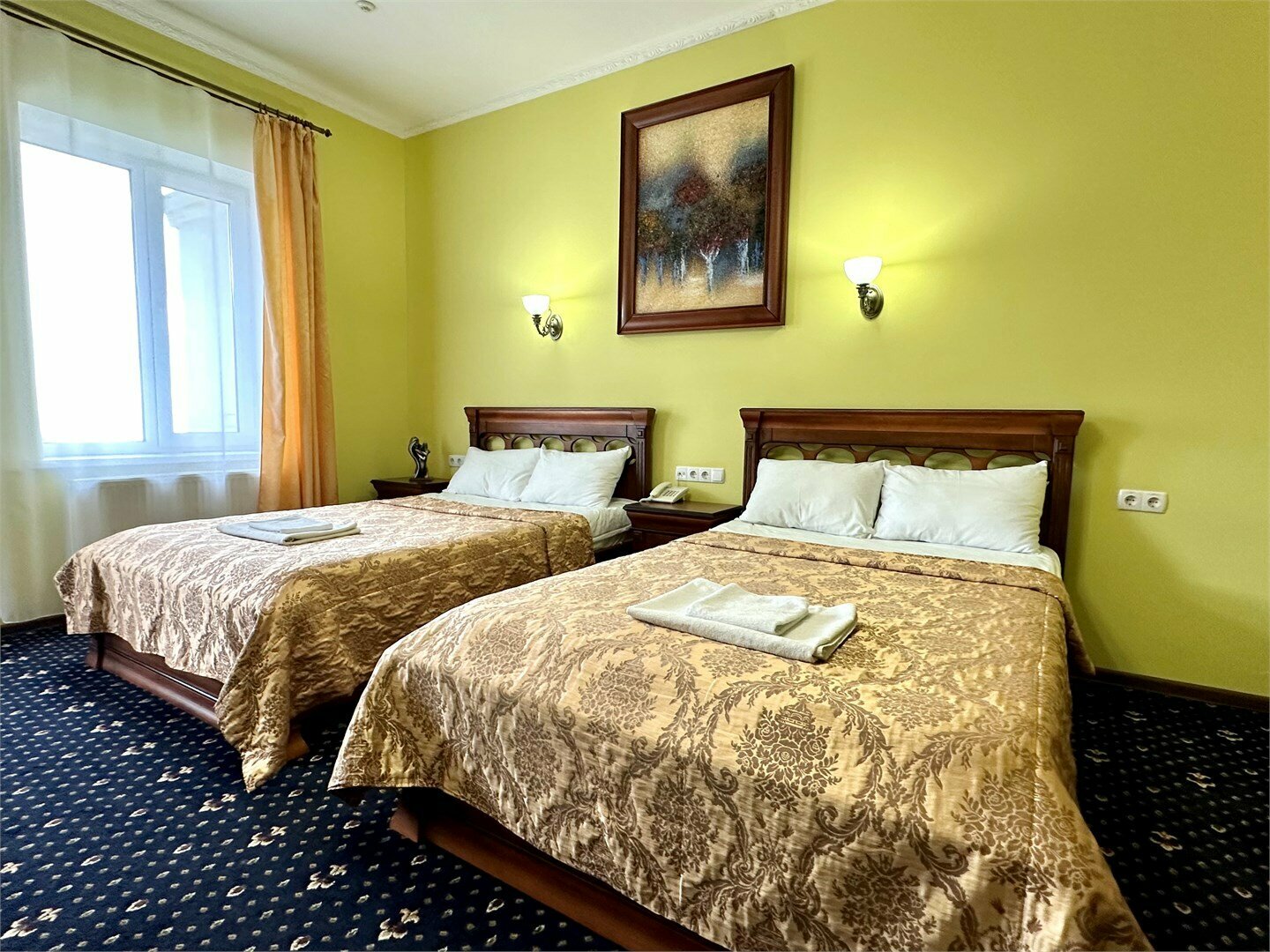 Номера Комфорт с балконом с двумя раздельными кроватями с видом на море