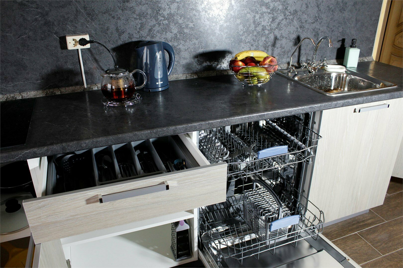 6ти местный одноэтажный коттедж с 3мя спальнями, 2мя двуспальными кроватями и 2мя односпальными