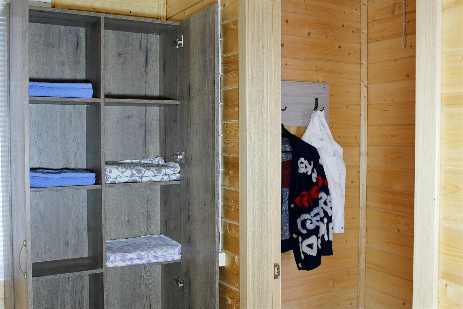 6ти местный одноэтажный коттедж с 3мя спальнями, 2мя двуспальными кроватями и 2мя односпальными