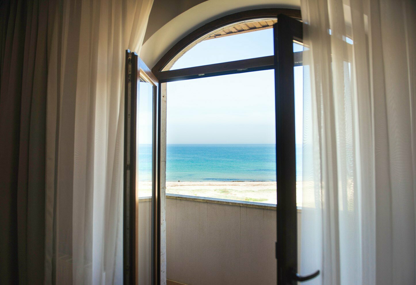 Люкс двухкомнатный с видом на море