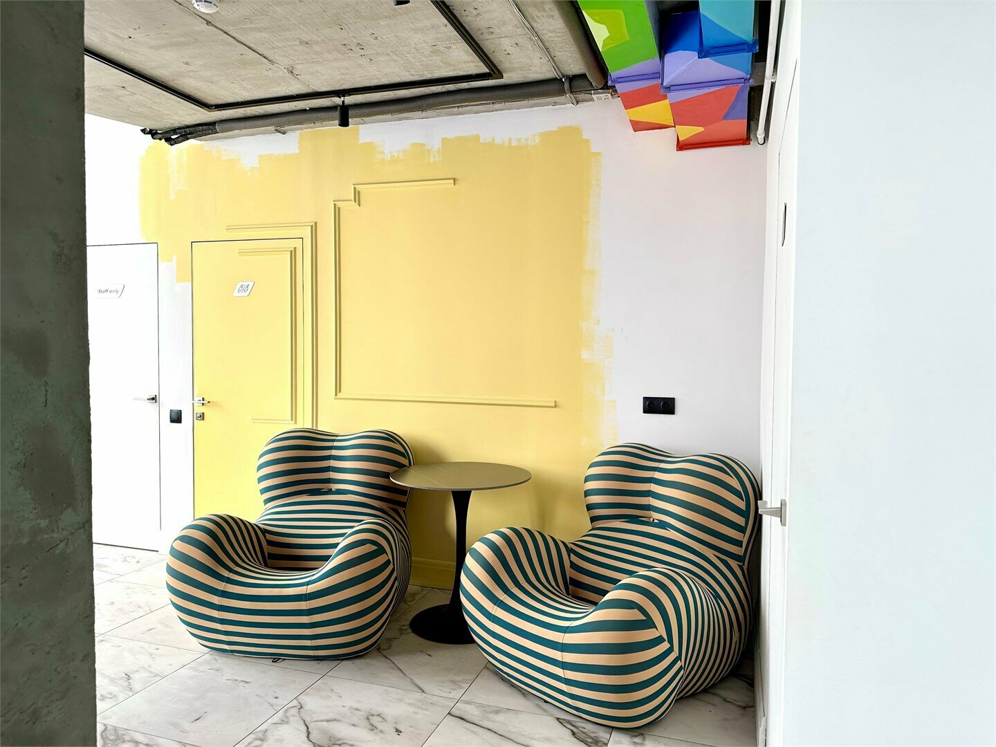 Одноместная капсула в общей зоне (низ)