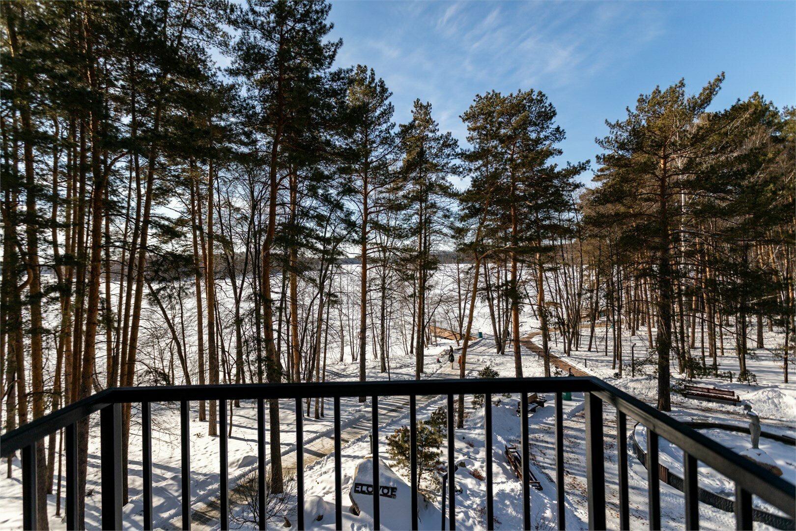 Джуниор Сюит с видом на озеро (корпус Швеция)