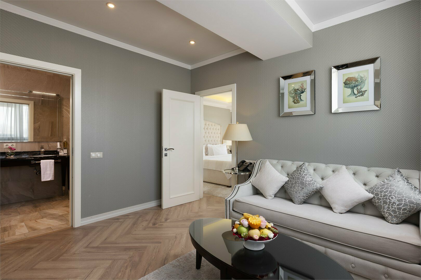 СУПЕРЛЮКС С ДЖАКУЗИ И БАЛКОНОМ