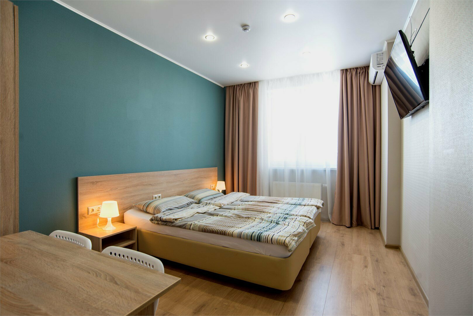 Апартаменты с 2 спальнями. Вид на реку Казанку и аквапарк "Ривьера"