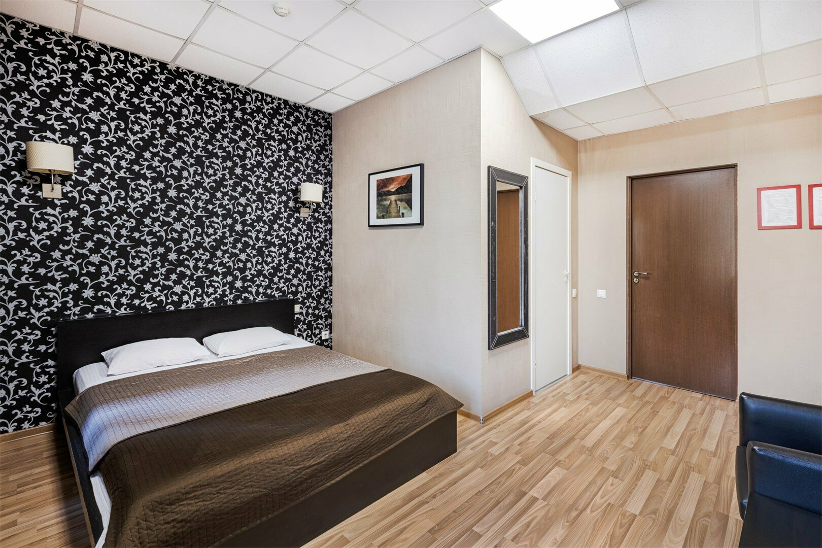 Стандарт с одной большой кроватью