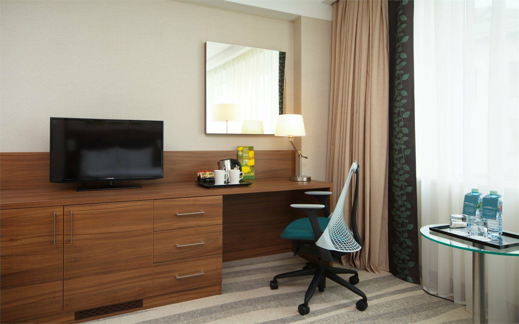 2-х комнатный смежный номер с двумя кроватями Queen