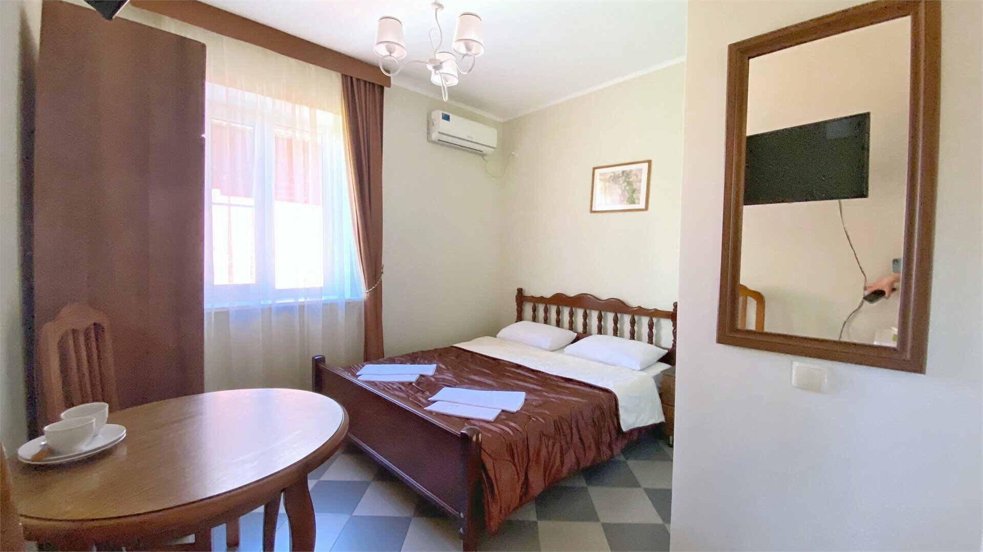 Улучшенный номер с кроватью размера «king-size»