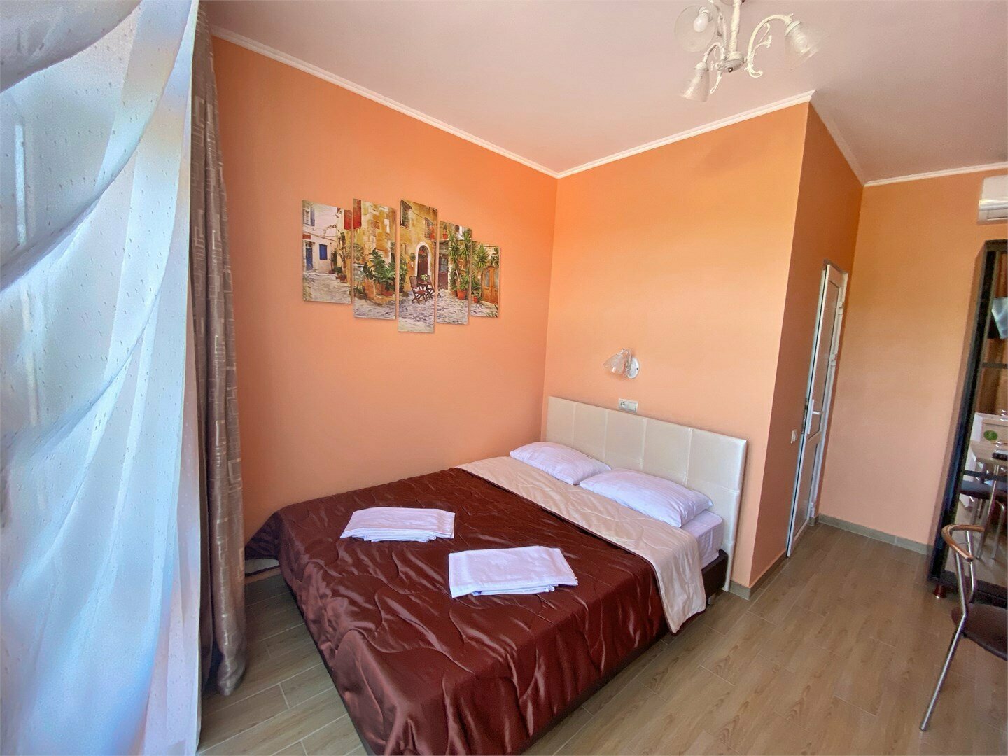 Улучшенный двухместный номер с 1 кроватью