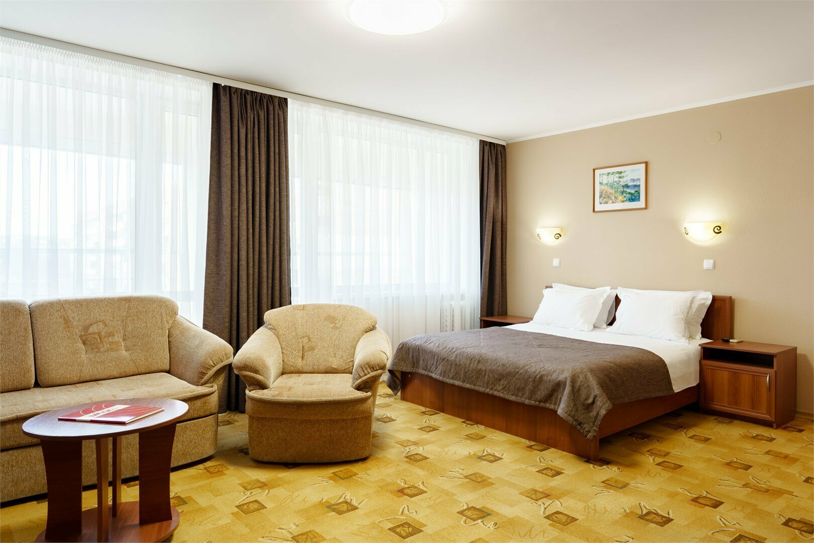 Стандарт Улучшенный двухместный с двуспальной кроватью