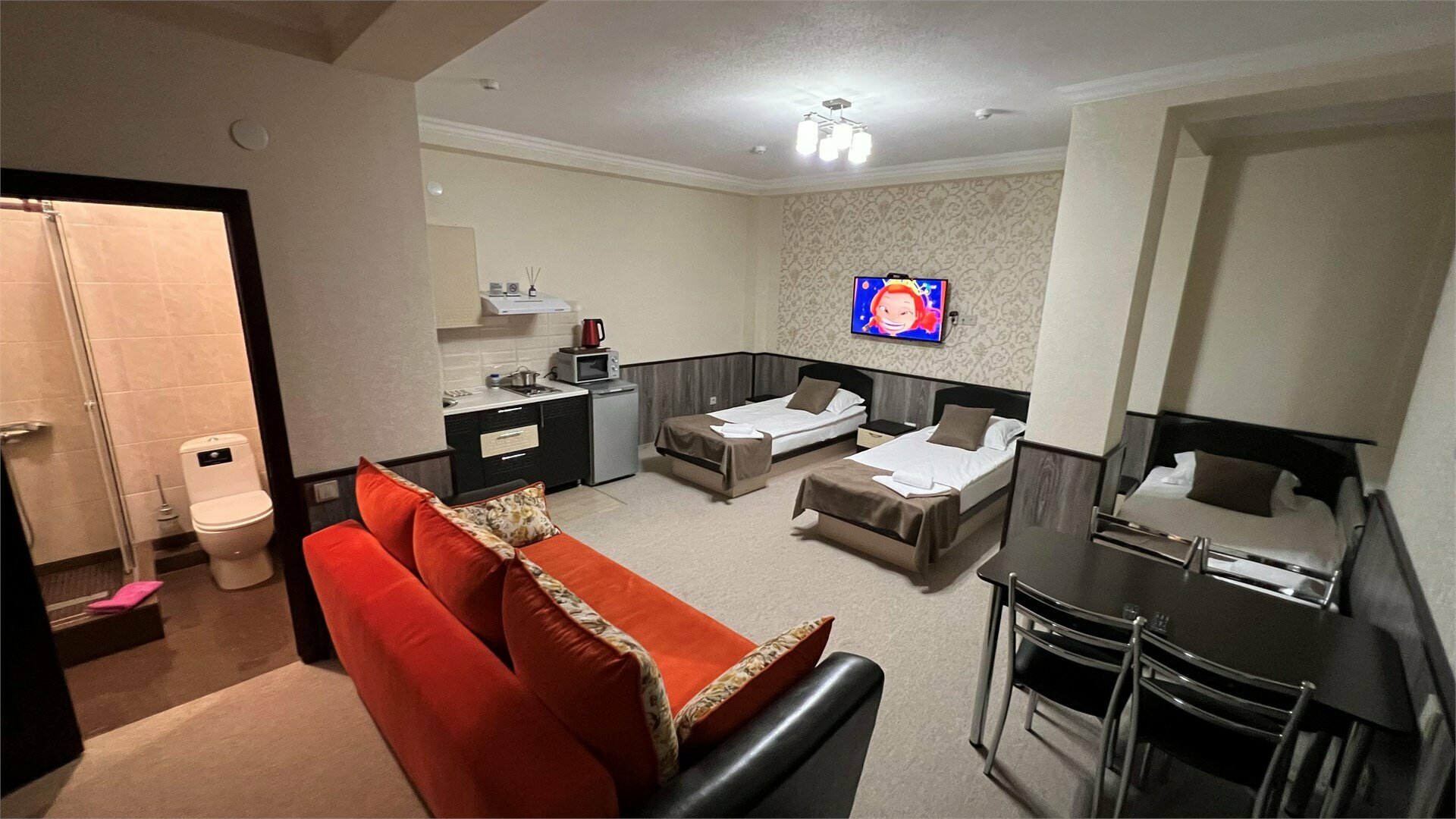 Студия четырехместная