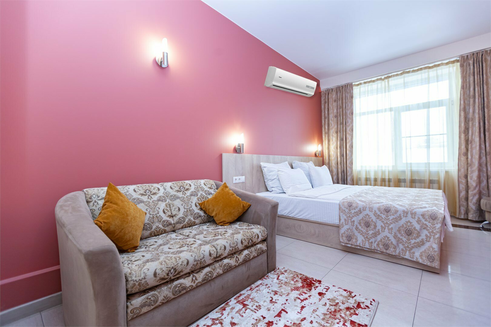 КОМФОРТ 3-местный (с диванчиком). Новый номерной фонд