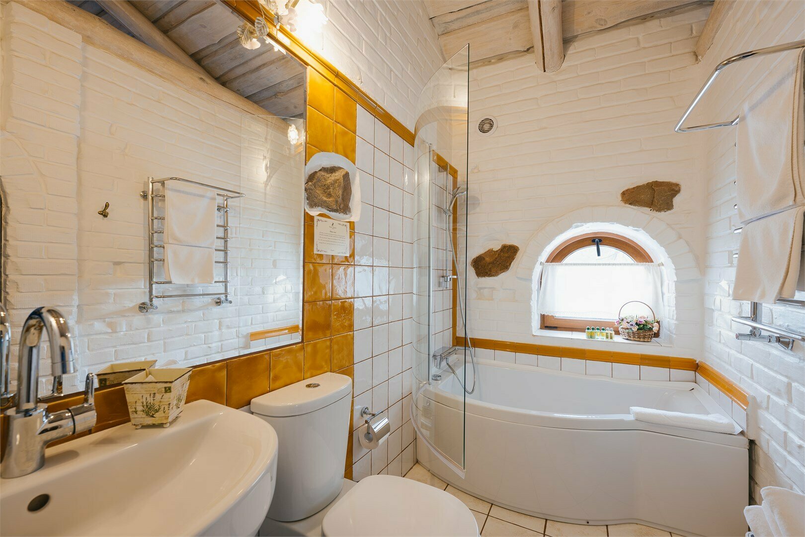 Альпийский дом. Шале (двухуровневый номер)