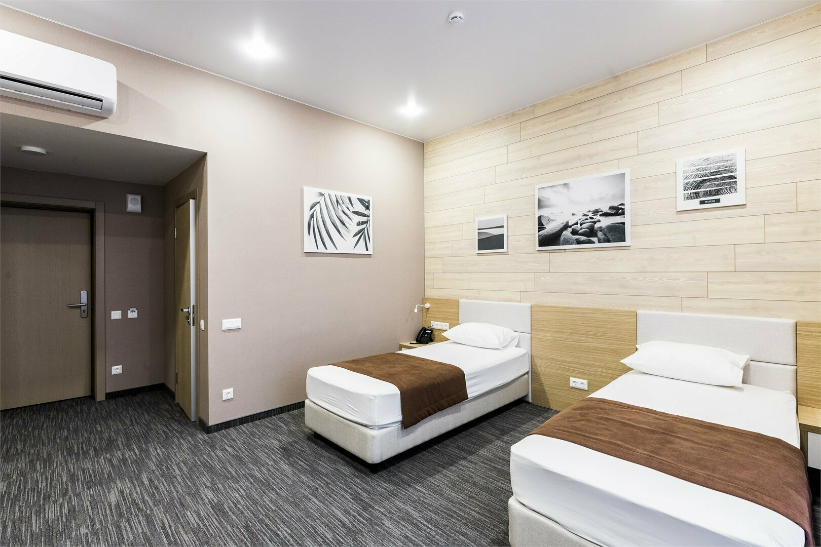 Улучшенный стандарт с 2-мя раздельными кроватями