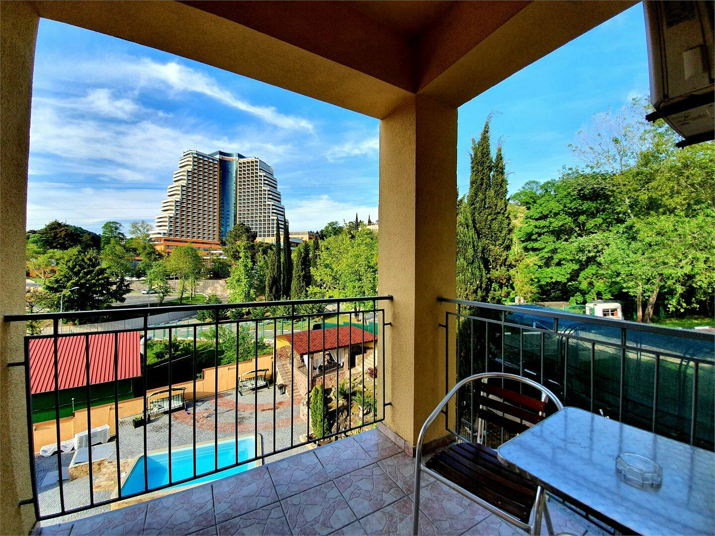 Двухместный номер с двумя отдельными кроватями и балконом № 46