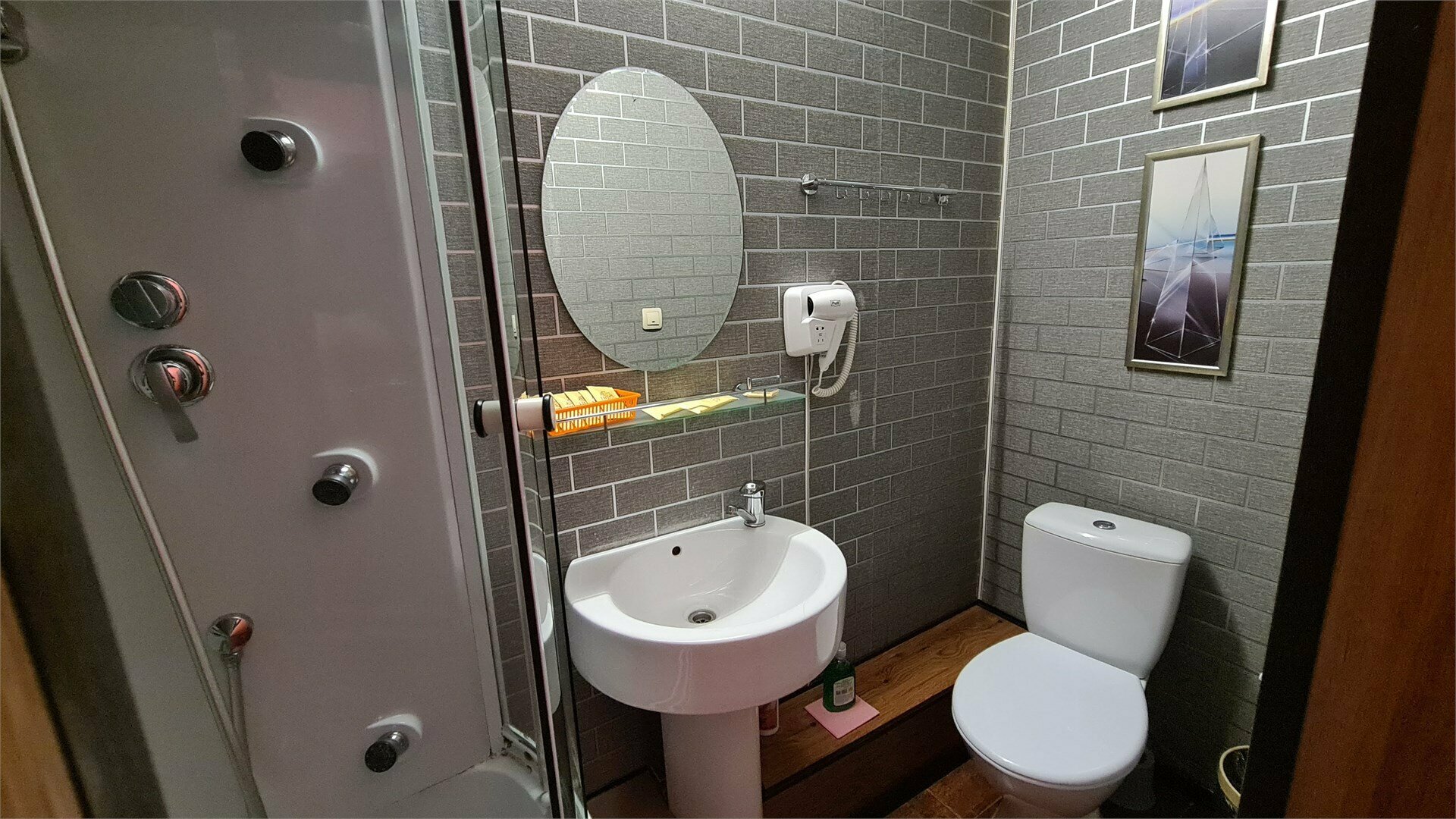 Номер-студия Делюкс с кроватью размера «king-size»