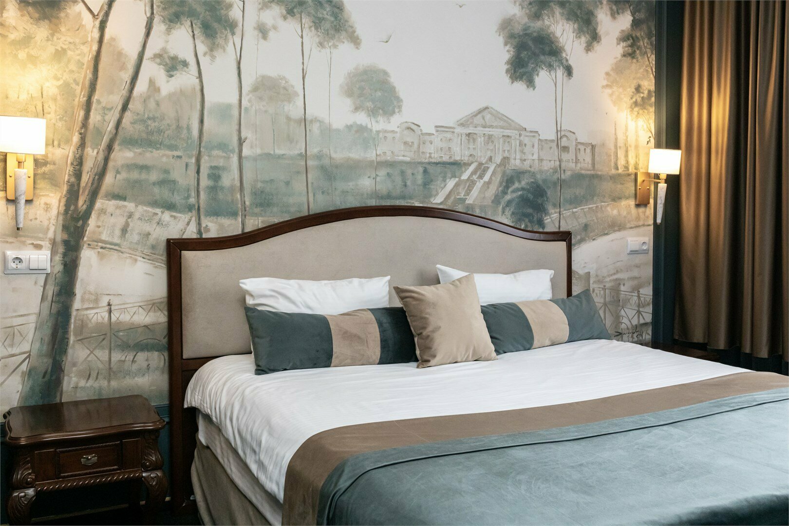 Супериор с видом на Волгу