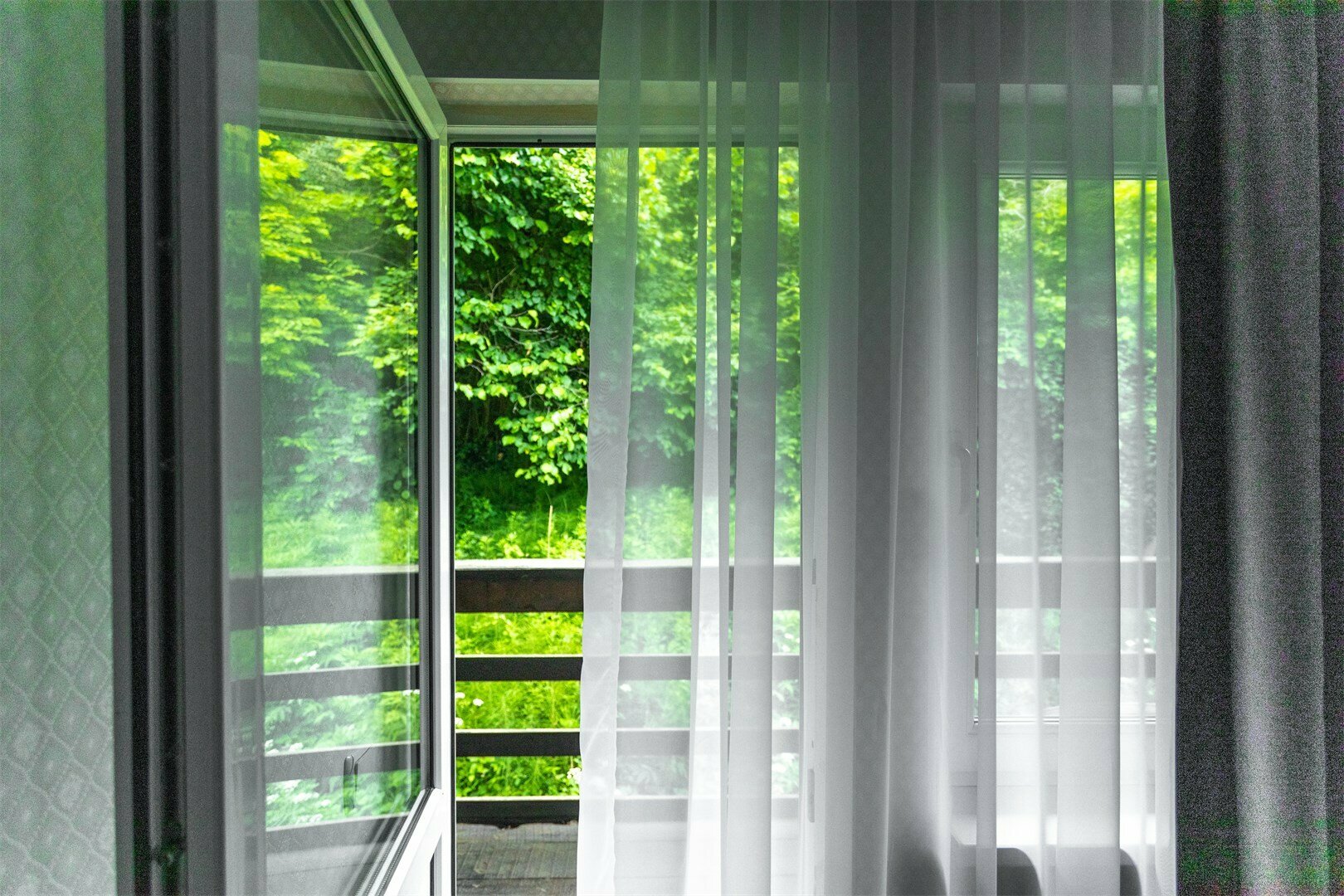 Студия с балконом