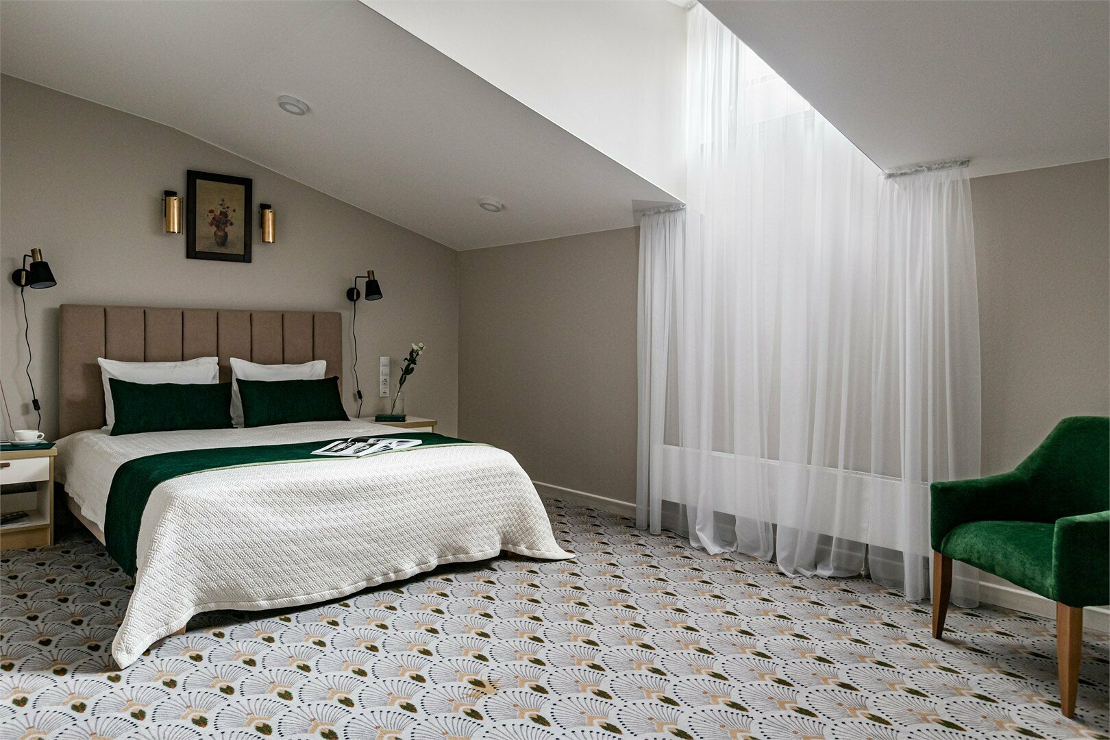 Номер Делюкс