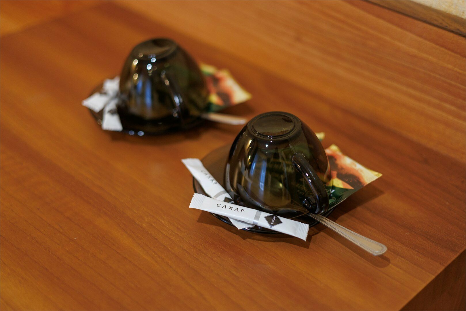 Небольшой двухместный номер с 2 отдельными кроватями