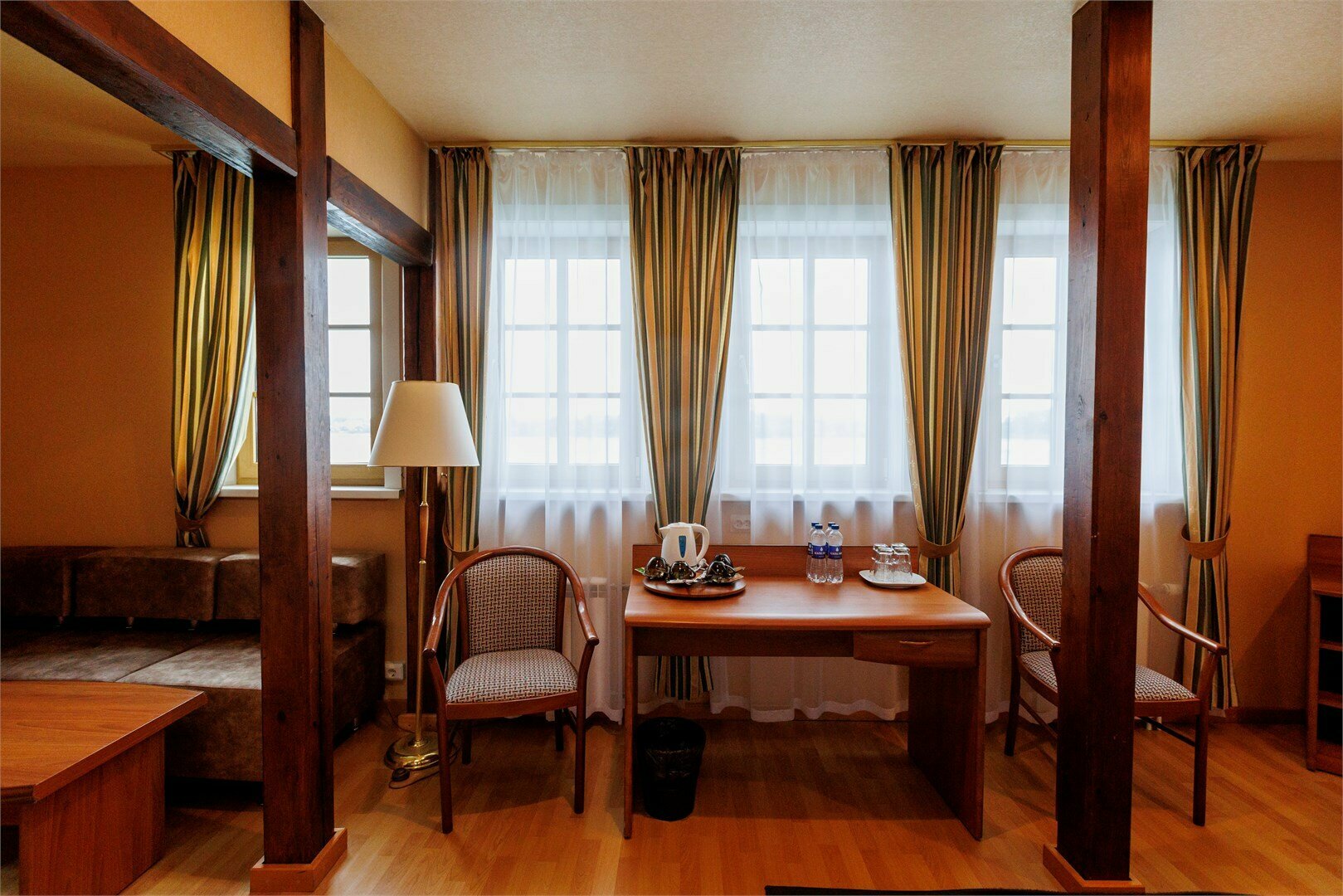 Большой семейный номер (для 2 взрослых и 2 детей в возрасте до 10 лет)