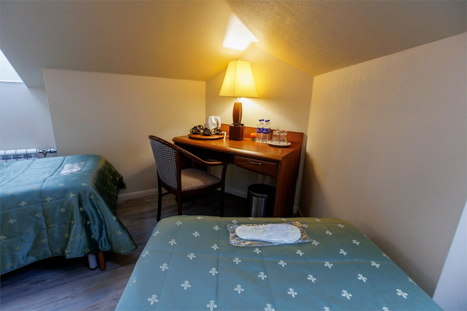 Четырехместный мансардный номер