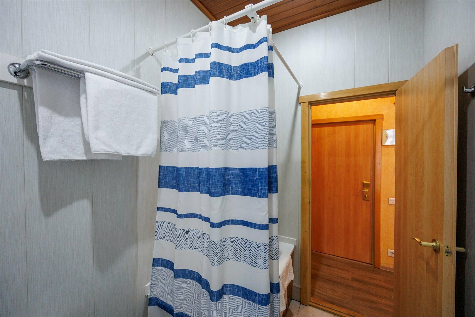 Небольшой двухместный номер с 1 кроватью